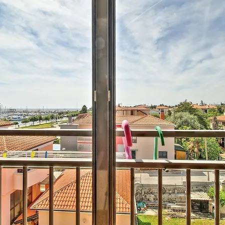 Mia House With Apartamento